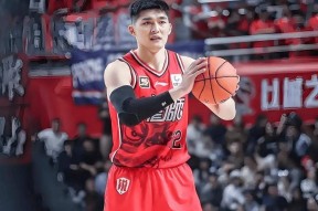 开元体育-转会期广州队备战全明星赛，篮板制胜细节曝光，球迷炸锅，身体对抗强度拉满(广州队最新消息)