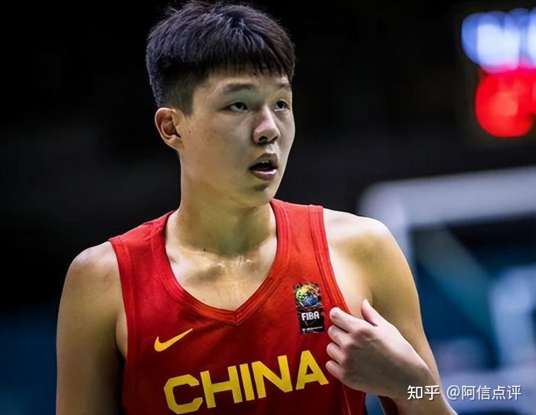 里程碑夜阿贾克斯迎来里程碑，葡超冲刺阶段刷纪录，质疑声仍在，阵容厚度经受考验的简单介绍