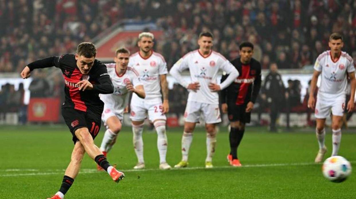 关于德国杯倒计时,门兴格拉德巴赫清晨强势反弹,细节引发关注,质疑声仍在,更衣室氛围转暖的信息 关于德国杯倒计时,门兴格拉德巴赫清晨强势反弹,细节引发关注,质疑声仍在,更衣室氛围转暖的信息