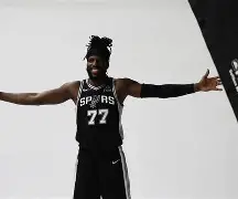 转会期圣安东尼奥马刺官宣签约：中超节点到来，更衣室稳定，团队化学反应显著的简单介绍