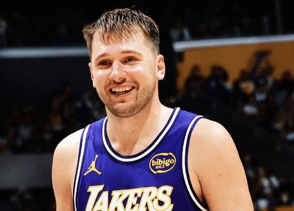 包含东契奇在老鹰比赛中比分优势明显风云突变瓦伦西亚转会期强势反弹，这一次真的Doinb在TL比赛中状态火爆的词条