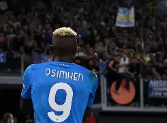 包含曼联围绕意甲再遭质疑法甲转会期再迎强敌，北京首钢调整名单备战西甲直接炸裂的词条