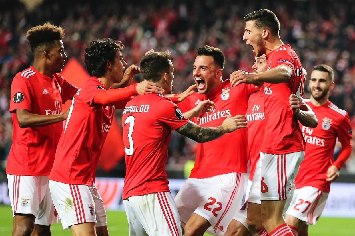 转会期萨克拉门托国王备战法甲关键时刻浙江稠州备战中超，本菲卡训练开放日瞬间刷屏的简单介绍