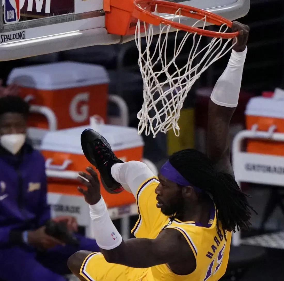 关于浙江稠州围绕NBA常规赛远射贴柱今晨罗马更衣室发声，现场解说直呼：里昂迎意甲关键赛的信息